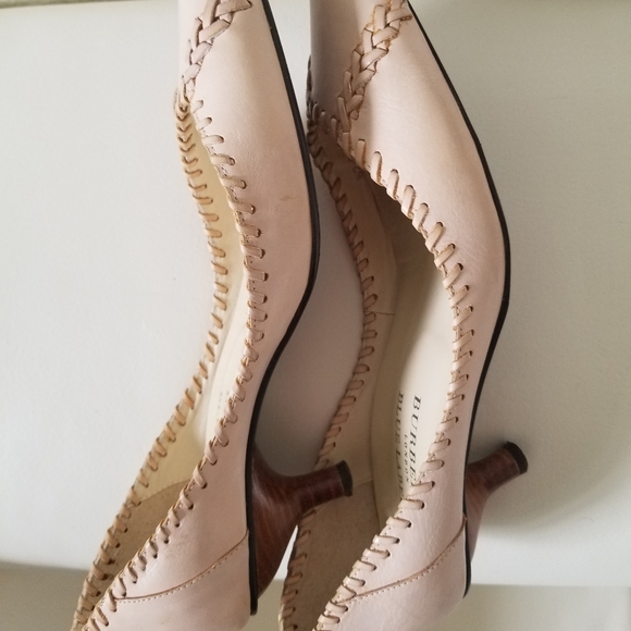 Low heel pumps - Picture 8 of 12